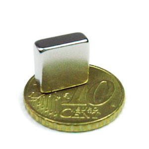 Bloque magnético 10,0 x 10,0 x 4,0 mm N48 níquel - sujeta 2,8 kg