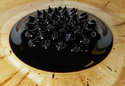 Ferrofluido, hierro líquido, líquido magnético