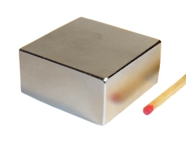 Bloque magnético 40,0 x 40,0 x 20,0 mm N40 níquel - sujeta 60 kg